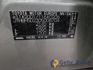 Lexus IS IS (E3), Sedan, 2013 300h 2.5 16V picture 13