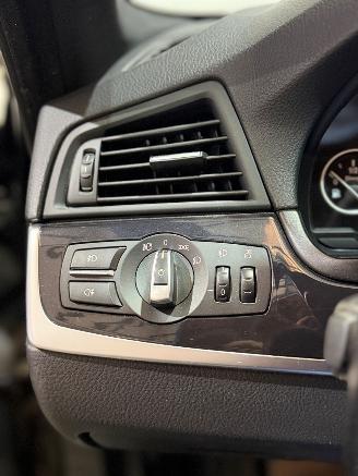 BMW 5-serie 520d Executive picture 15