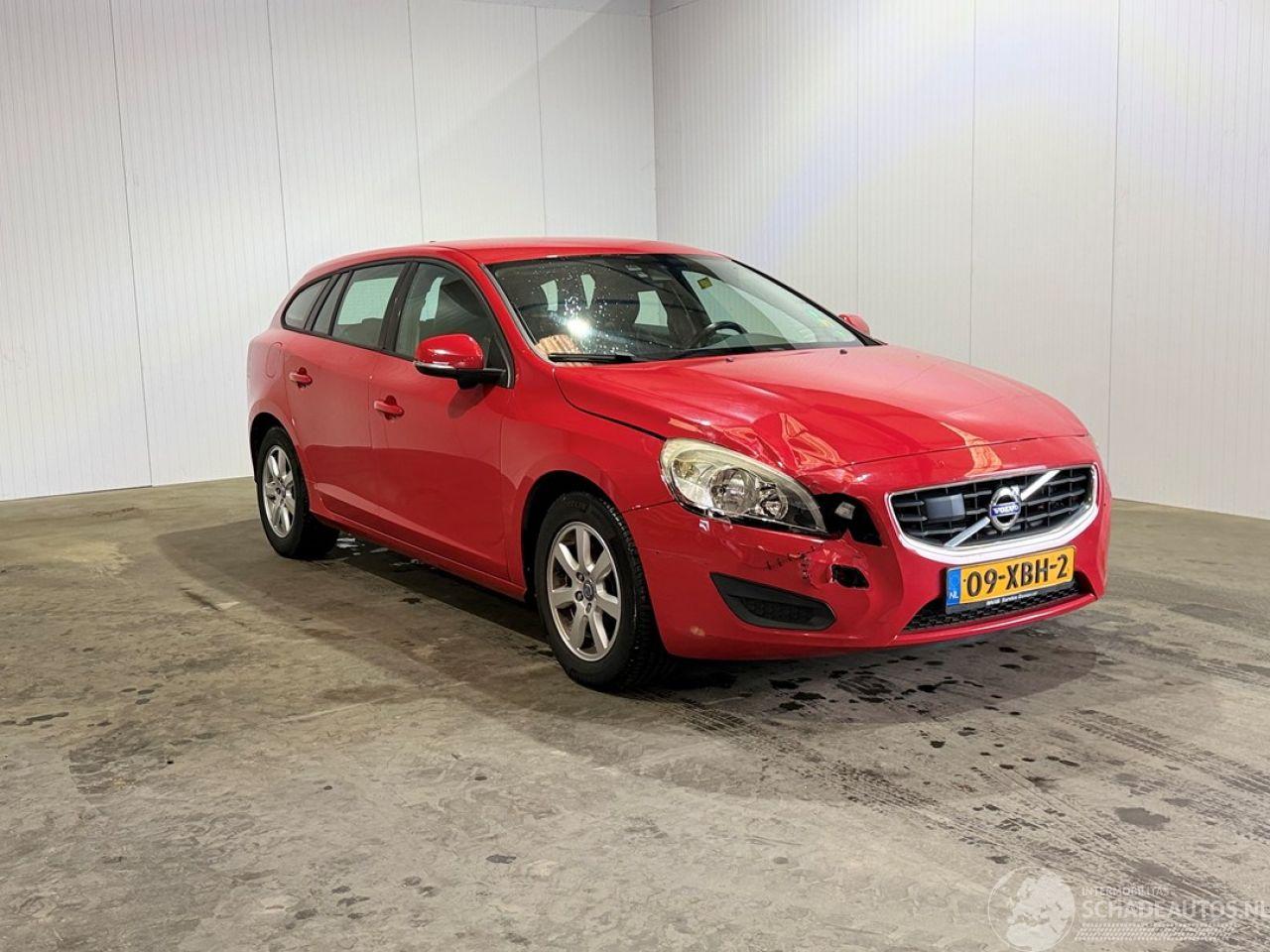 Volvo V-60 1.6 T3 Kinetic