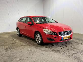 Avarii autoturisme Volvo V-60 1.6 T3 Kinetic 2012/5