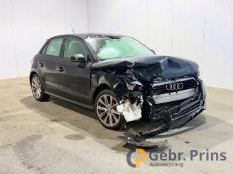 Vrakbiler auto Audi A1 A1 Sportback (8XA/8XF), Hatchback 5-drs, 2011 / 2018 1.0 TFSI Ultra 12V 2017/1