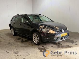 Dezmembrări autoturisme Volkswagen Golf Golf VII Variant (AUVV), Combi, 2013 / 2021 1.6 TDI BlueMotion 16V 2017/2