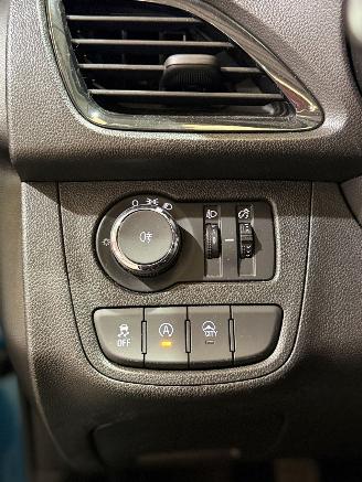 Opel Karl 1.0 ecoFLEX 120 Jaar Edition picture 14