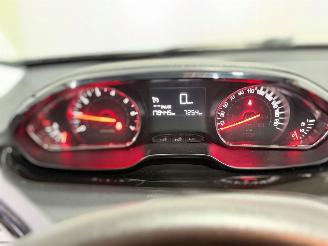 Peugeot 208 1.0 PureTech Access picture 11