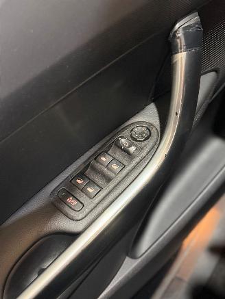 Peugeot 308 1.6 THP XT picture 14