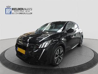 Peugeot 208 1.2 GT LINE PURE TECH picture 1