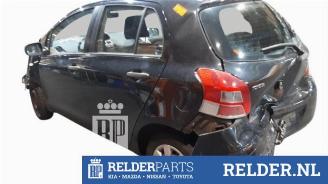 Toyota Yaris Yaris II (P9), Hatchback, 2005 / 2014 1.0 12V VVT-i picture 4