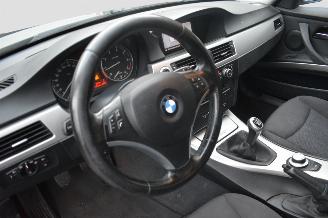 BMW 3-serie 318 TOURING picture 10
