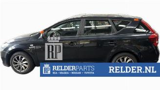 Kia Cee d Cee'd Sporty Wagon (EDF), Combi, 2007 / 2012 1.4 16V picture 3