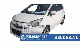 Uttjänta bilar auto Toyota Verso S Verso S, MPV, 2010 / 2016 1.33 16V Dual VVT-I 2012/7