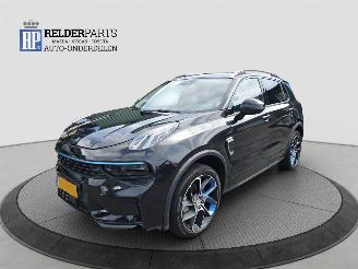 damaged passenger cars Lynk & Co 01 1.5 PHEV 2022/4