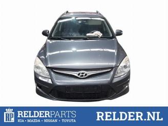  Hyundai I-30 i30 Crosswagon (WWH), Combi, 2007 / 2012 1.4 CVVT 16V 2010/5