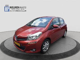 Schadeauto Toyota Yaris 1.33 16V 2012/4