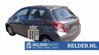 Toyota Yaris Yaris III (P13), Hatchback, 2010 / 2020 1.0 12V VVT-i picture 4