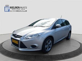 skadebil auto Ford Focus 1.0 TI VCT ECO BOOST 2014/12