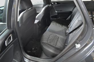 Kia Ceed 1.0 T-GDI picture 11