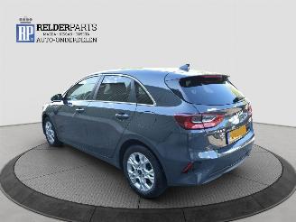 Kia Ceed 1.0 T-GDI picture 3