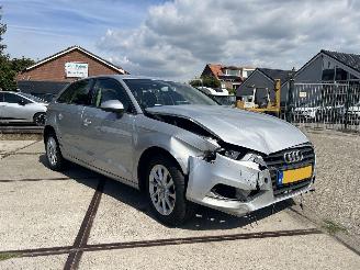 Unfallwagen Audi A3 1.4 TFSI Attraction Pro Line 2013/3