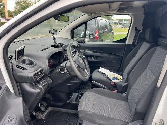 Opel Combo 1.2 Turbo L2H1 Edition 109.295 BENZINE!! picture 21