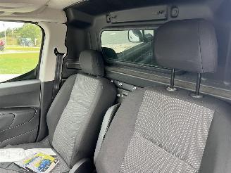 Opel Combo 1.2 Turbo L2H1 Edition 109.295 BENZINE!! picture 23