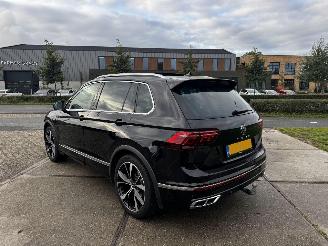 Voiture accidenté Volkswagen Tiguan 1.5 TSI R-Line pano Business 22.118 KM!! 2023/5