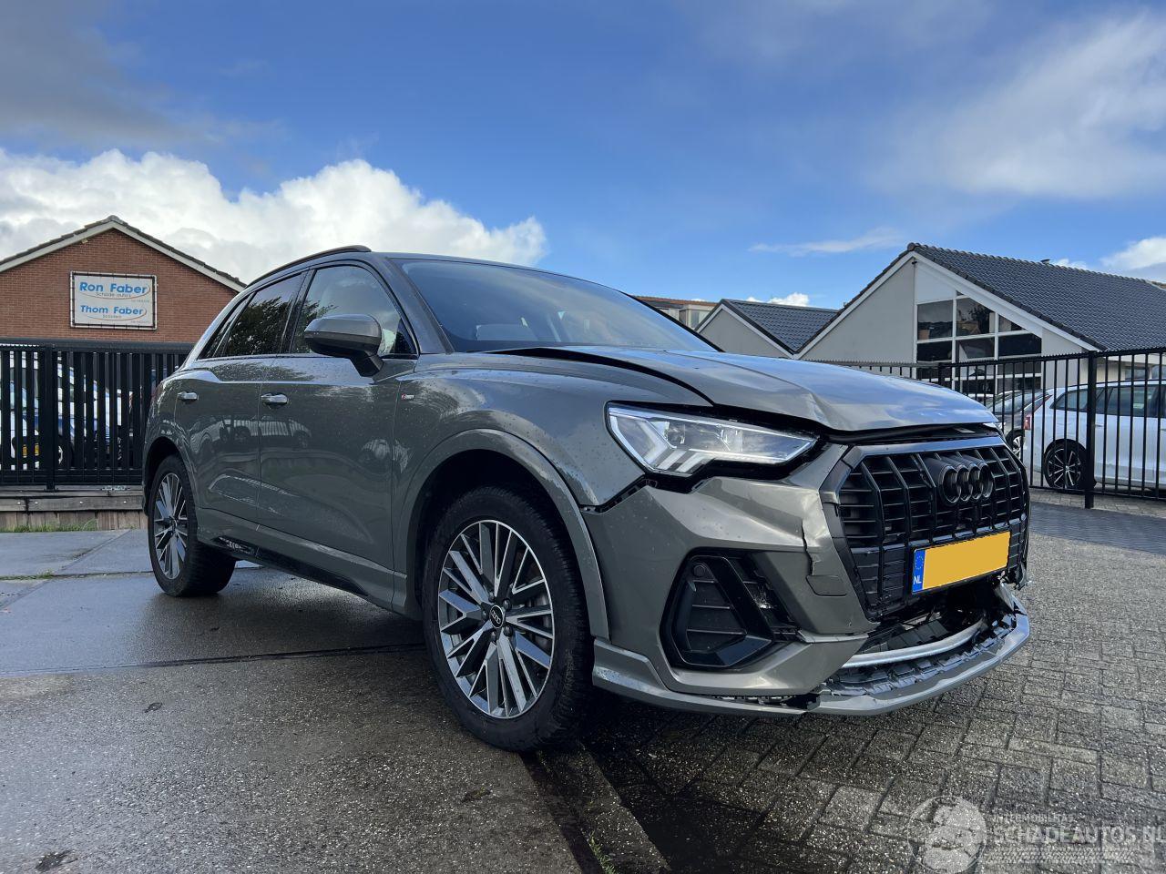 Audi Q3 E-Tron - 45 TFSI e S edition