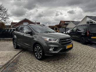 krockskadad bil auto Ford Kuga 1.5 ST Line  158.047 KM!!  1st owner 2017/1
