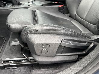 BMW X1 XDRIVE20I AUT LEDER picture 23