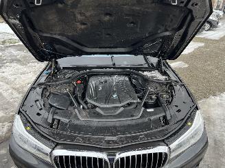 BMW 7-serie 740i High Executive Pano Waterschade picture 20