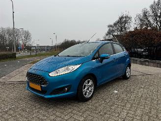 skadebil auto Ford Fiesta 1.6 TDCi Lease Titanium 2013/9