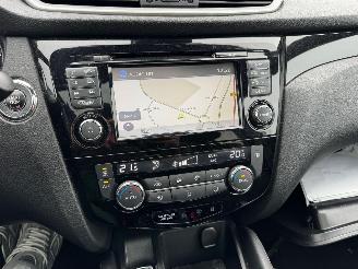 Nissan Qashqai 1.2 N-Vision | 76.377 KM | PANORAMA DAK | picture 30