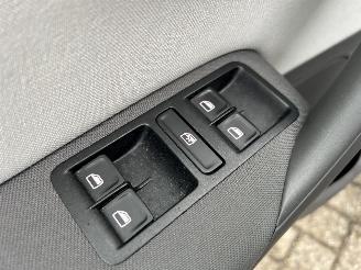 Volkswagen Polo 1.2 TSI First Edition - zeer netjes onderhouden | boekjes aanwezig picture 19