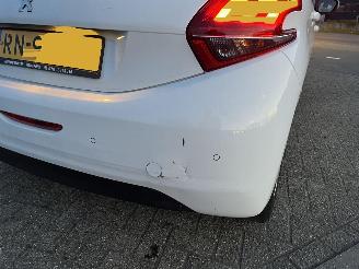 Peugeot 208 1.2 PureTech Blue Lion 150.045 KM !! picture 11