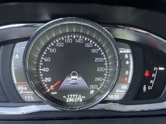 Volvo V-70 2.0 T4 Inscription Edition Pano picture 22