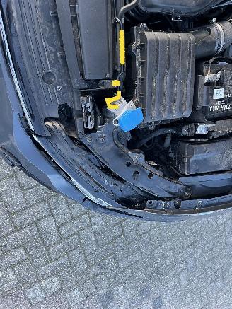 Volkswagen Golf 1.5 eTSI R-Line Pano 105.544 KM !! picture 16