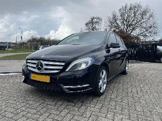 Unfallwagen Mercedes B-klasse 180 Ambition 2012/6