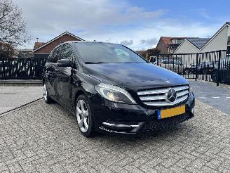 Schadeauto Mercedes B-klasse 180 Ambition 2012/6