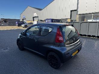 Peugeot 107  picture 4