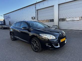 krockskadad bil auto Renault Mégane 1.4 tce Dynamique 2010/1