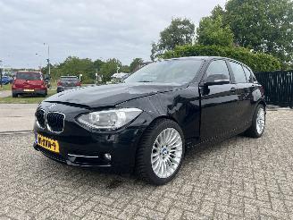 BMW 1-serie 116i Upgrade Edition picture 3