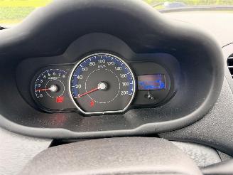 Hyundai I-10 1.1 iDrive cool ! 17.290 KM !! picture 19