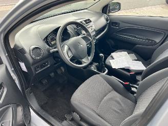 Mitsubishi Space-star 1.0 Cool+ | 74.290 km!! picture 15
