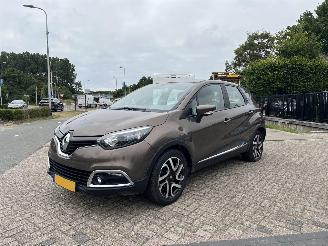 Voiture accidenté Renault Captur 0.9 TCE Expression 2013/10