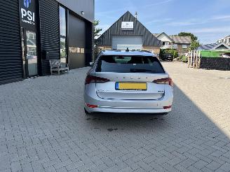 Skoda Octavia 1.0 e-TSI Sport Business picture 13