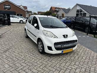 škoda osobní automobily Peugeot 107 1.0-12V Millesim 200 | 95.190 km!! 2011/2
