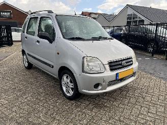 Vaurioauto  passenger cars Suzuki Wagon r 1.3 GLX automaat !! 104.203 KM !! 2003/11