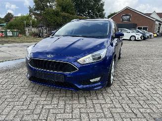 Vaurioauto  passenger cars Ford Focus 2.0 TDCI Titanium Automaat 1st owner 2016/3