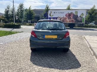 Peugeot 207 1.4 VTi X-Line picture 9