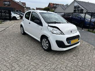 Auto incidentate Peugeot 107 1.0 Access Accent | 88.469 km!! 2012/6