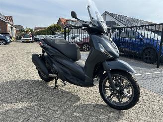 Vrakbiler auto Piaggio Beverly 300 300 Beverly S HPE | 26.528 km!! 2021/7
